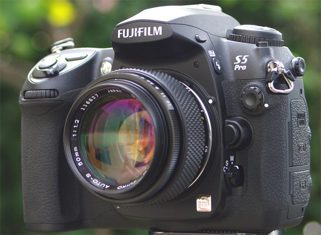 Olympus Nikon 9