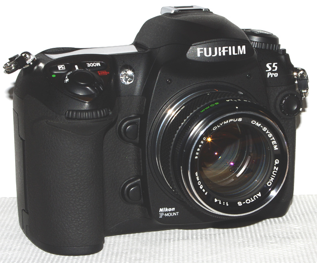 Olympus Nikon 10